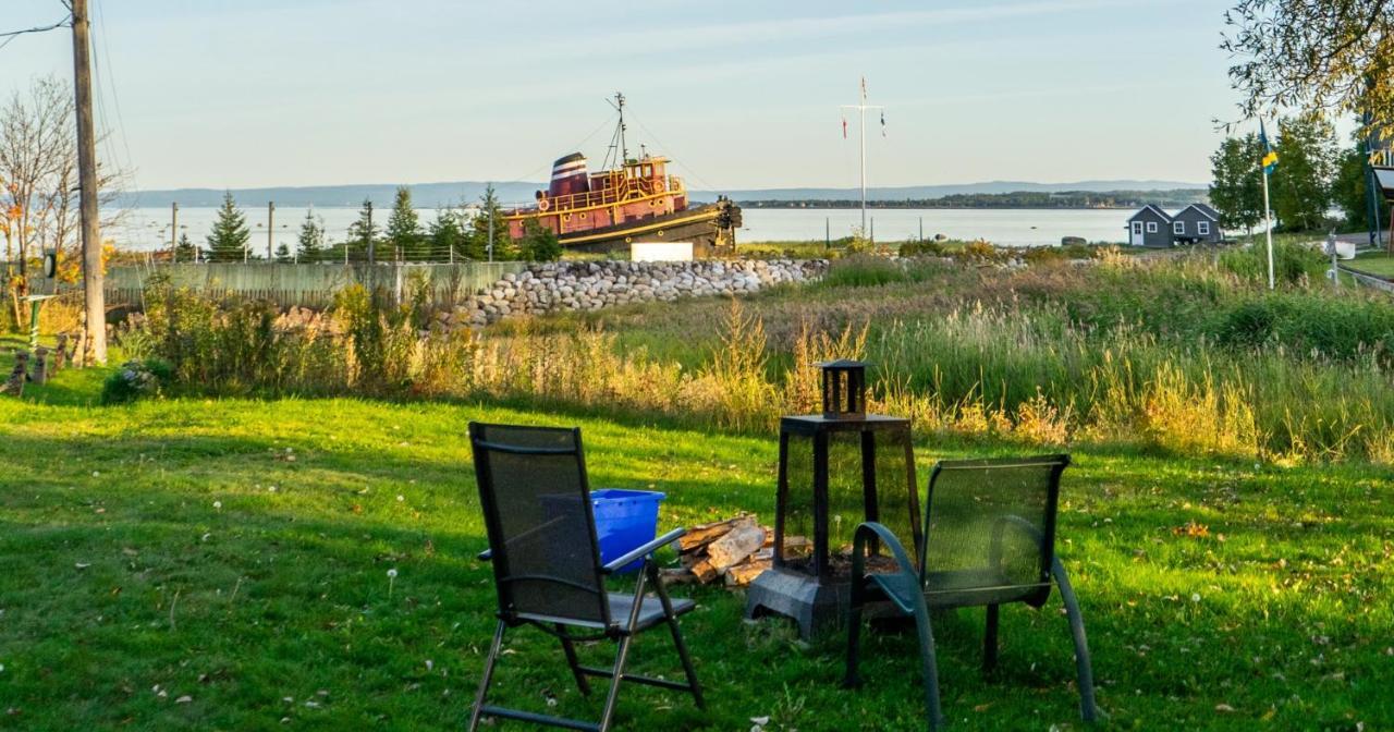 Les Petits Studios Du Bord De L'Eau Saint-Joseph-de-la-Rive Ngoại thất bức ảnh